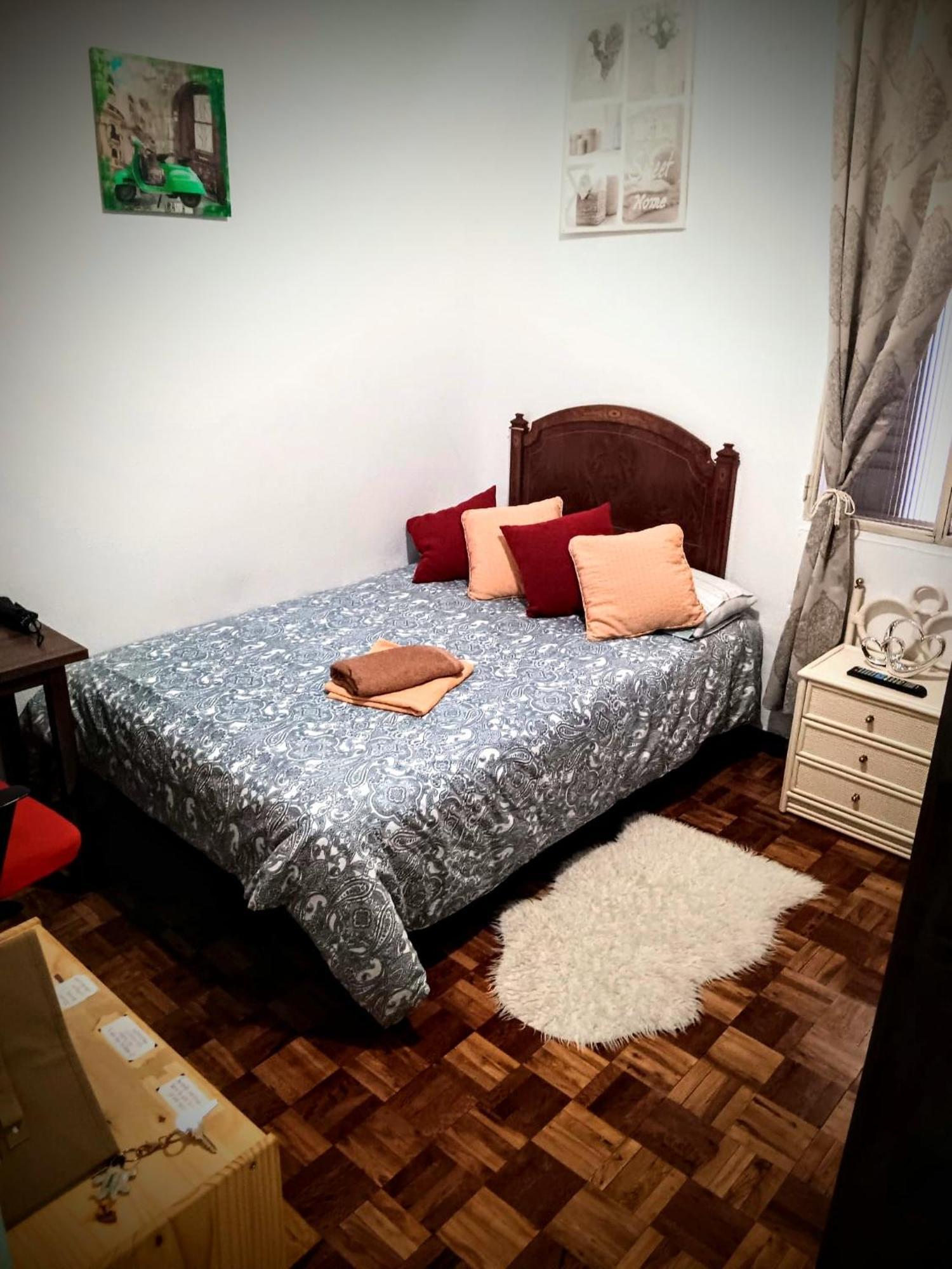 Habitacion Centro De Madrid Esterno foto
